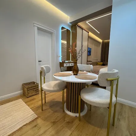 Silver Stone * Gjirokastër