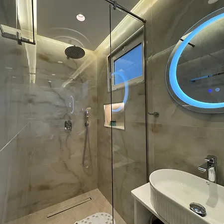 Silver Stone * Gjirokastër