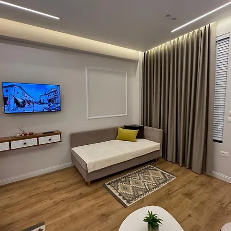 Apartment Silver Stone *
